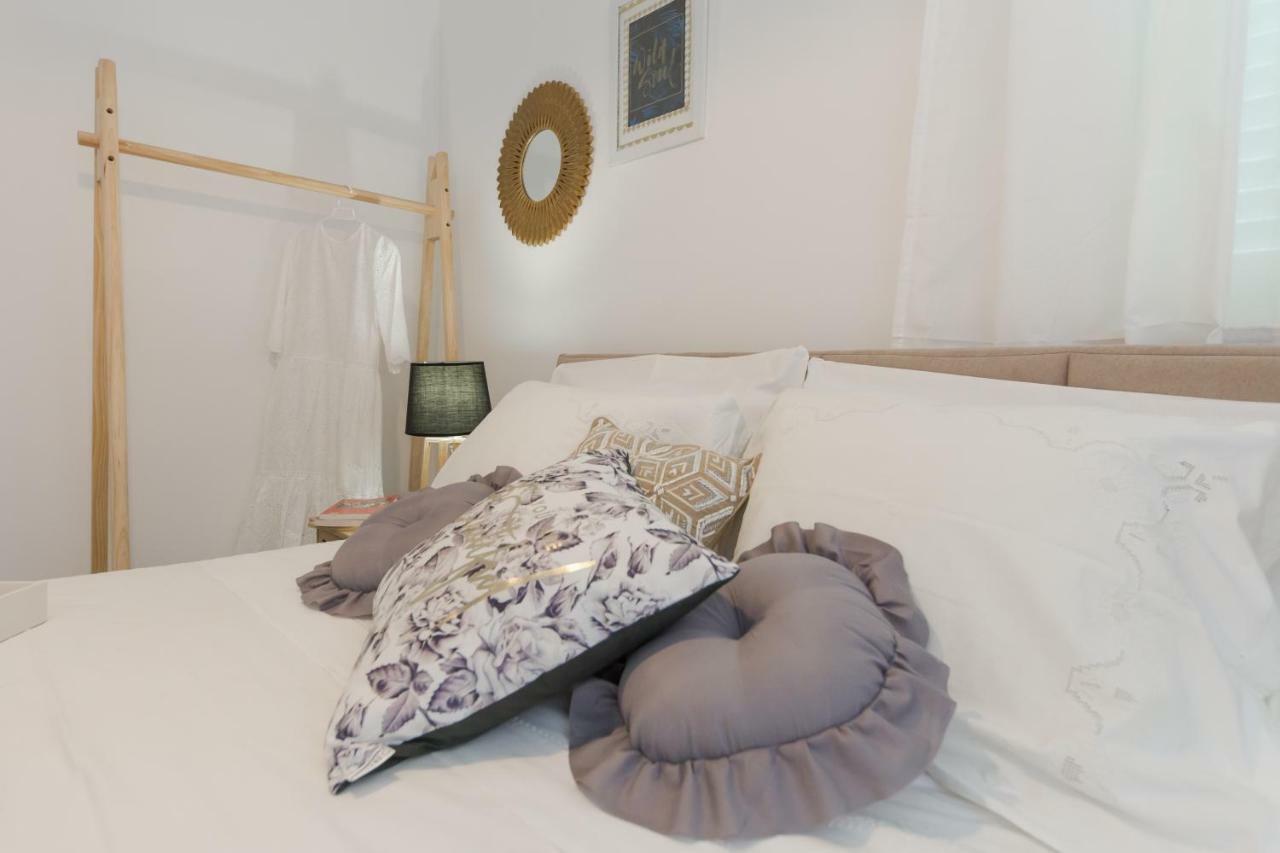 Apartment Lara Trogir Buitenkant foto