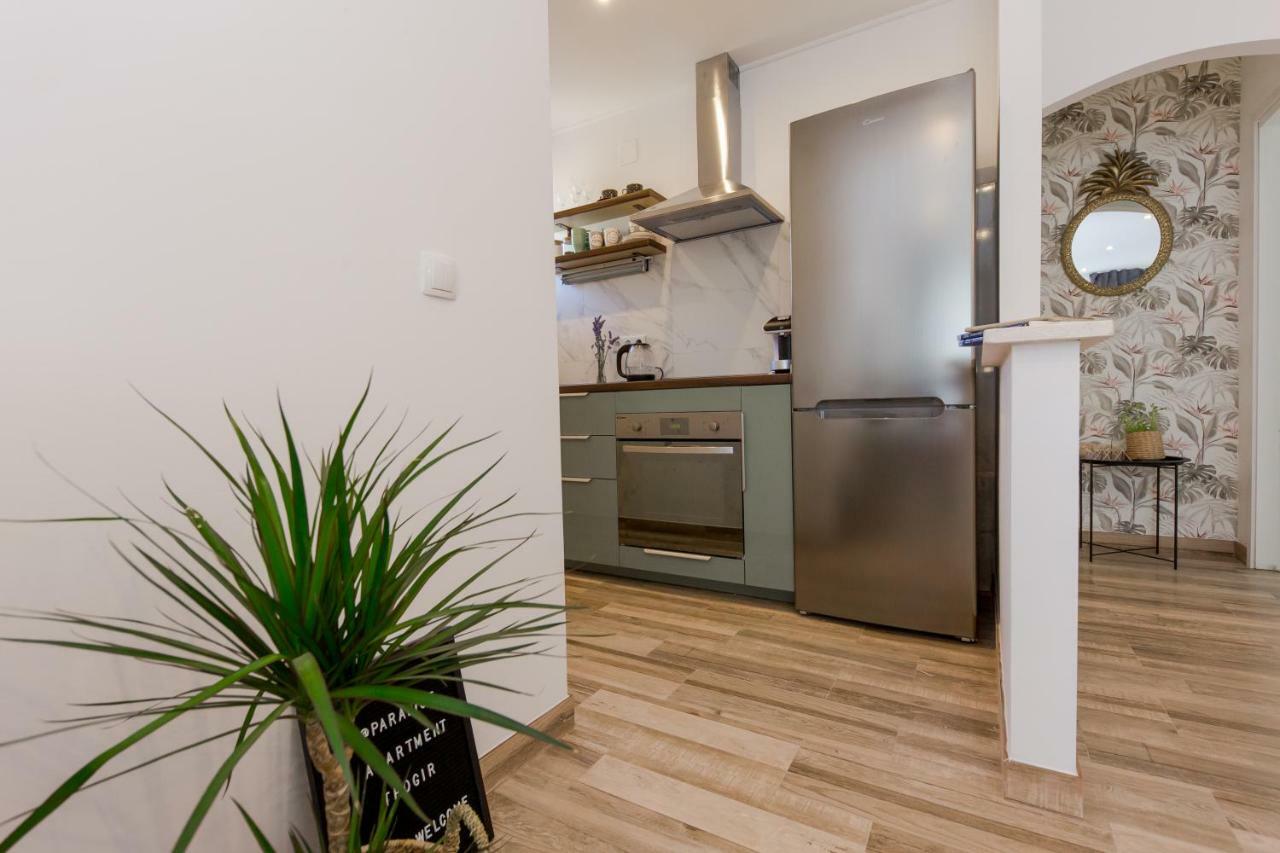 Apartment Lara Trogir Buitenkant foto