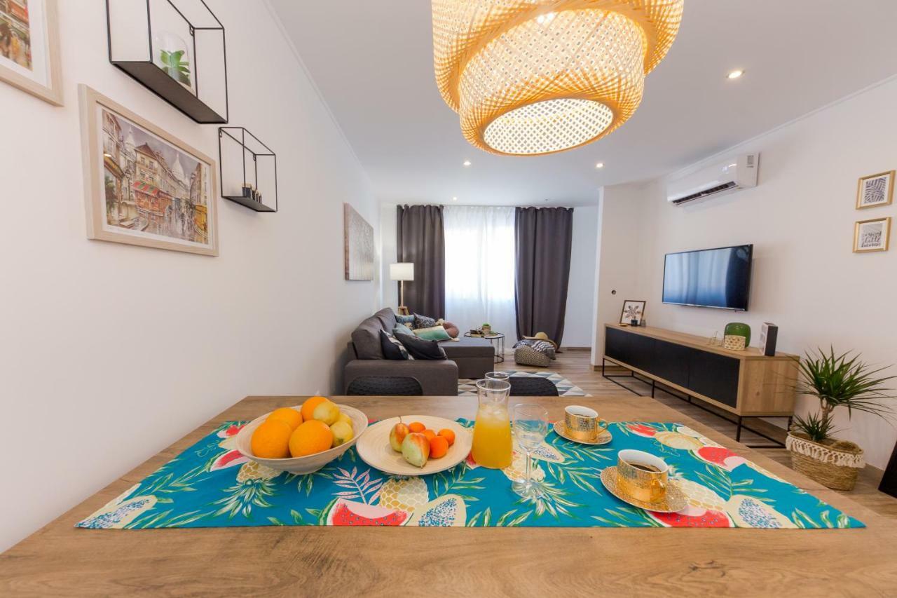 Apartment Lara Trogir Buitenkant foto